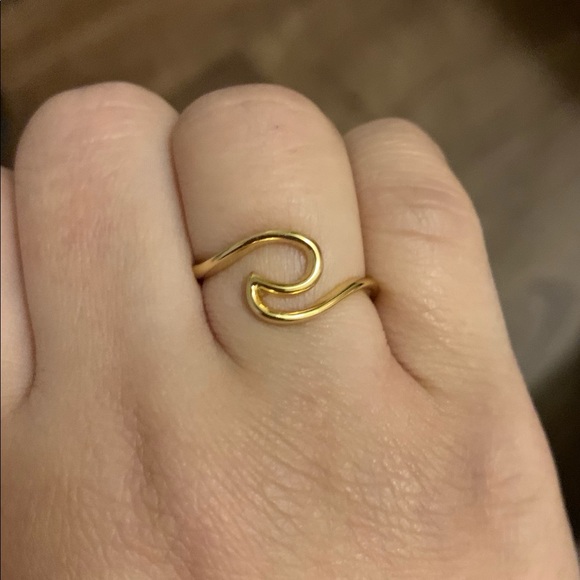 14K gold plated over 925 Sterling Silver Ring - Picture 1 of 6